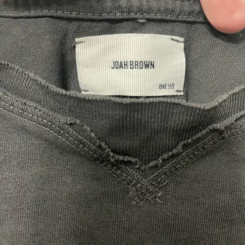 Joah Brown cropped tee!