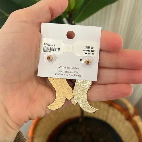 NWT City Yellow Cowboy Boot and Star Large Dangle Earrings