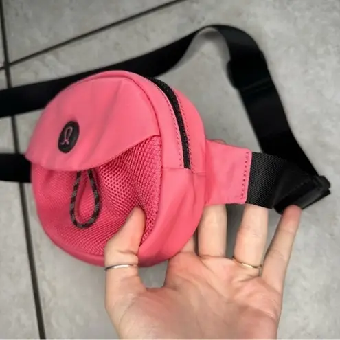 Lululemon  Pink Take It On Belt Bag‎