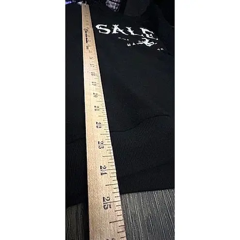 Salem Massachusetts EST 1692 Black Sweatshirt L Witchy Crewneck Sweatshirt Warm Size L