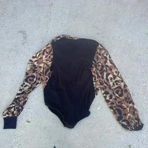 Bebe Vintage Y2K  womens‎ Small open front cheetah animal print bodysuit glam