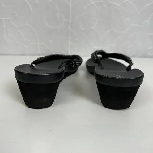 Mossimo Womens Sandals Size 8 Black Beaded Strap Wedge Heel Flip Flop Slip