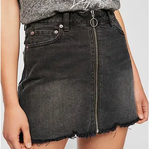 Free People  Zip It Up Mini Skirt in Vintage White Size 28