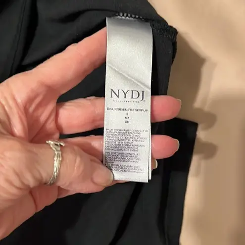 NYDJ size S short sleeve basic black tshirt with cute ties at the sleeve GUC