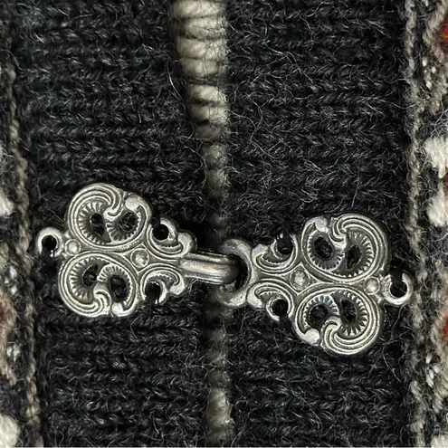 Dale of Norway M Black Red white Classic Fair Isle Wool Knit Clasp Ski Sweater Size M