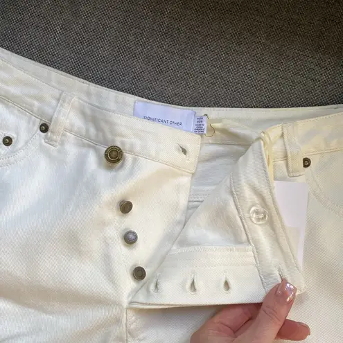 NWT Significant Other Phoebe Short Size US 10 Ivory White Denim Angled Fly Loose