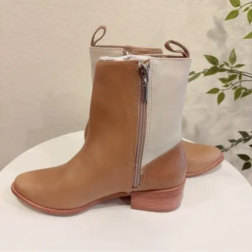 Kaanas Antares Distress Leather Ankle Bootie Nutmeg Brown NWOT Size 6M Tan