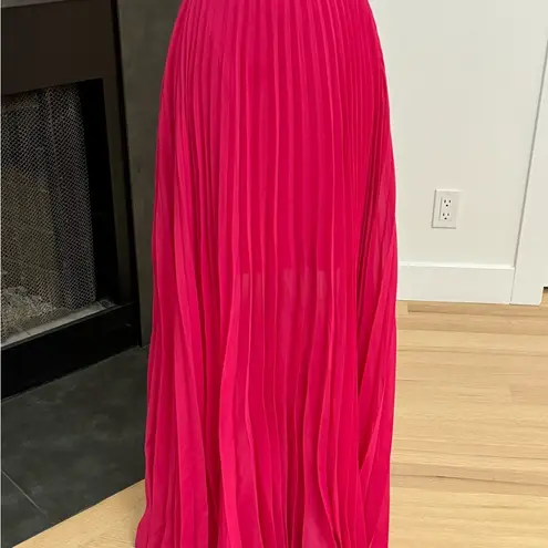 Bebe  Fuscia Pink Pleated Flowing Maxi Dress