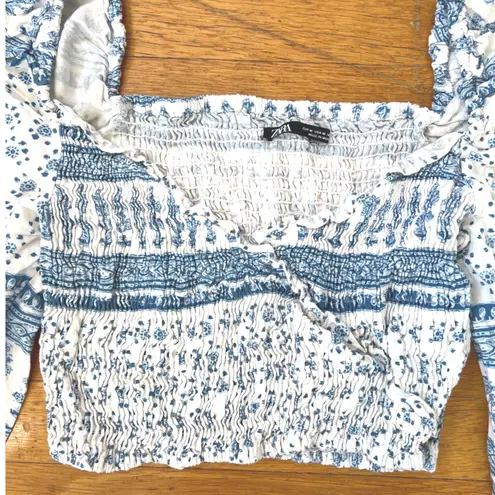 ZARA  Boho Smocked Puff Sleeve Crop Top Medium‎ Blue White Print Feminine EUC