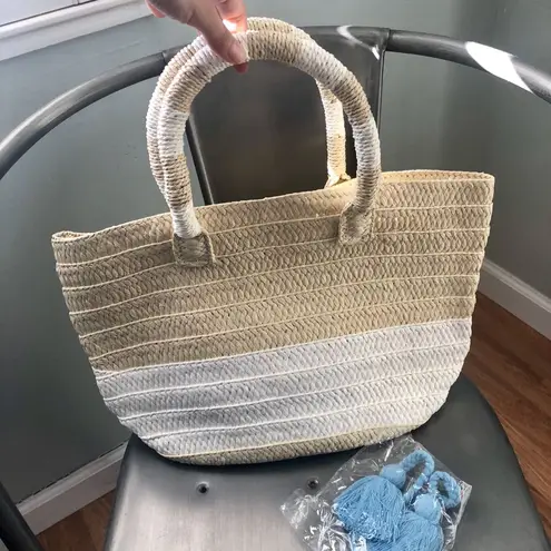 Altru 🏝 NWT Summer Straw Tote Bag w/ Tassel