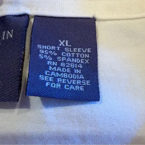 Mountain Lake Casuals paisley print combo top is xl skirt is a size 12 White