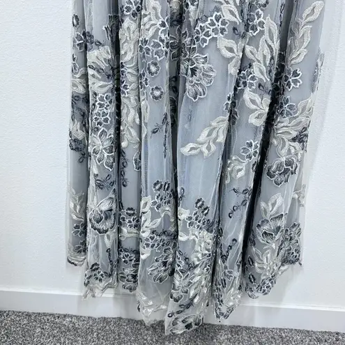 Mac Duggal Floral Embroidered Illusion Long Sleeve Gown Platinum Silver NWT 8
