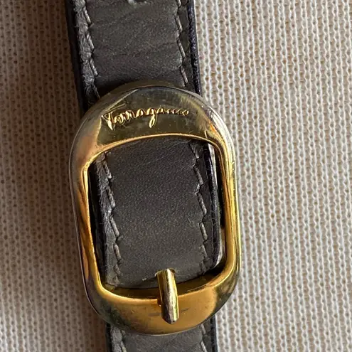 Salvatore Ferragamo Vintage Elegant Gray Leather Shoulder Bag with gold hardware