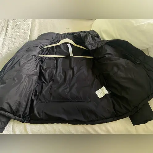 Lululemon  Wonder Puff Black Size 4 Jacket