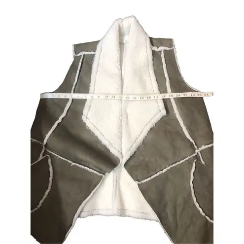 Caslon Faux Sherling & Faux Suede Vest Size L
