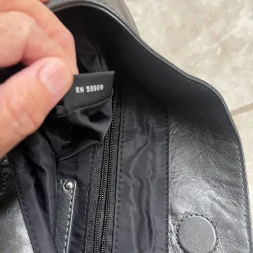 Kate Landry Black cowhide EUC Leather Hobo Shoulder Bag Silver Buckle