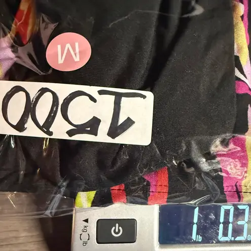 Delusional Women Medium Abstract Art Decor V