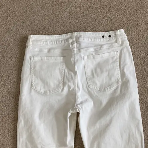 CAbi  high rise skinny white jeans in size 10