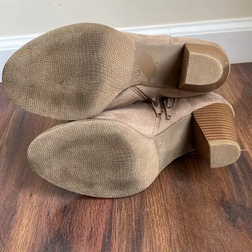 Francesca’s *Final Price* Cadence Sueded Leather Strap Ankle Booties With Heels Size 7