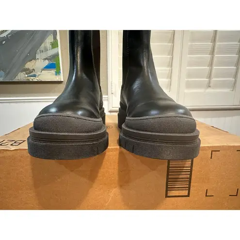 See By Chloe See By Chloé Alli Leather Chelsea Boot Black Size 36 EU 5.5 US NWOB Classic Boot