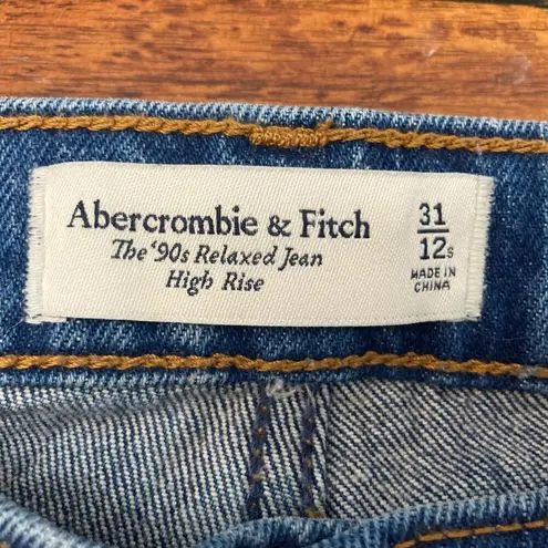 Abercrombie & Fitch The 90s Relaxed Jean High Rise 31 Short Dark Blue Classic