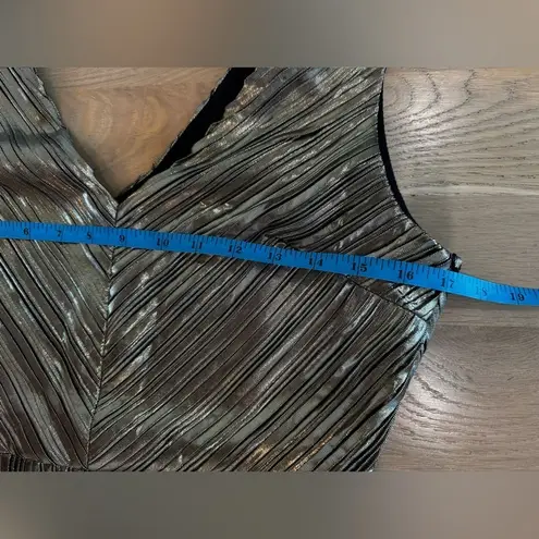 The Room gold pleated v-neck dress size large