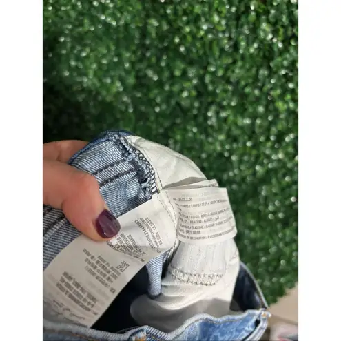 Abercrombie & Fitch  The 80s Mom High Rise Jeans Size 4/27