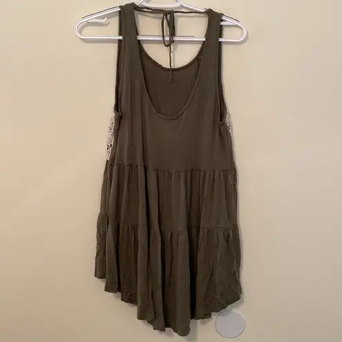 belle du jour green tiered asymmetrical low back lace detail tank top