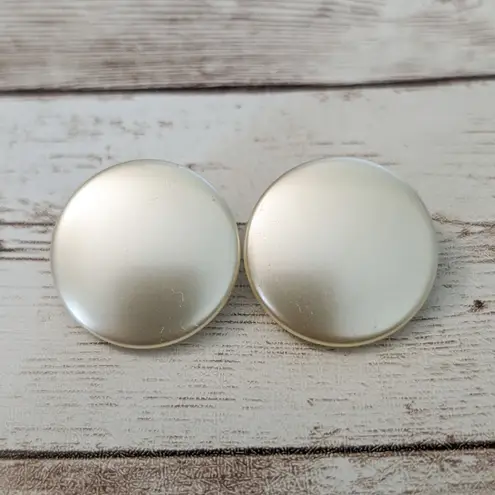 Vintage Clip On Earrings