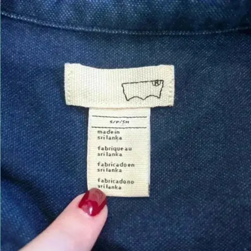 Levi's Levi’s denim blue midi button up dress in size small