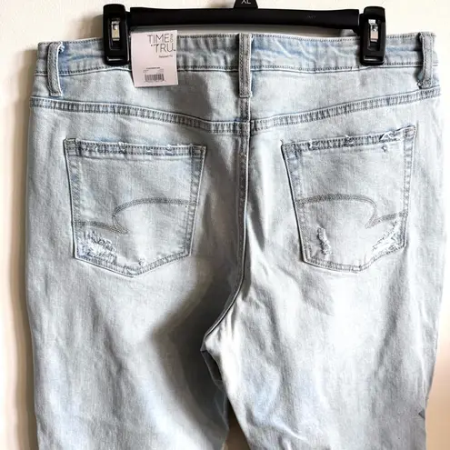 NWT Time & Tru Distressed Boyfriend Jeans Blue Size 16