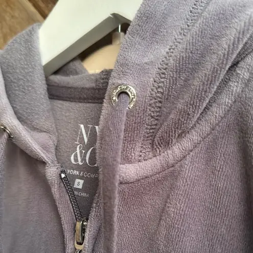 NY&Co gray Velour Tracksuit with zip up Hoodie pull on flare pants Y2K small