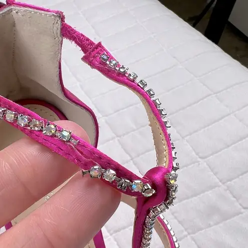 Jessica Simpson  Sidra Strappy Rhinestone Sandal in Pink Magenta Size 6.5