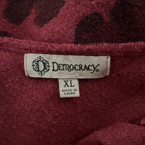 Democracy Shirt Womens XL Red Cheetah Print Twist Back Open Back Grunge Edgy Fun