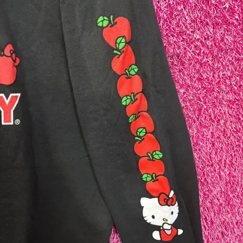 Hello Kitty Red Apples & Daisies Sanrio Kawaii Crewneck L
