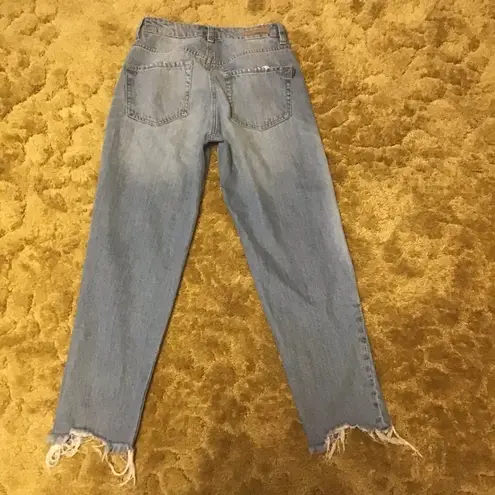 Garage mom distressed cropped jeans