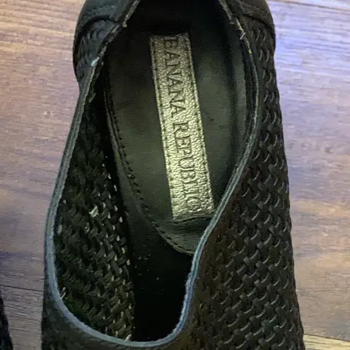 Banana Republic  Octavio Heels. 7.5 Black Platform Ankle Boots Back Zip H…