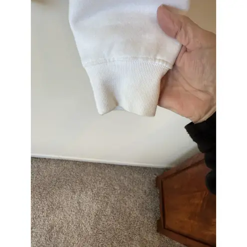 TNA Aritzia Cozy Fleece Long Sleeve Cropped Length Sweatshirt White Large