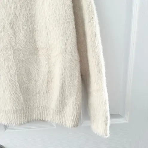 Mersea Iced Latte Cream Chalet Mockneck Fuzzy Knit Kangaroo Pocket Sweater S/M Size undefined