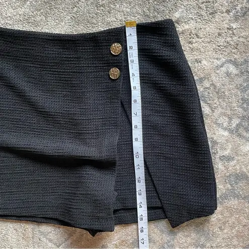 ZARA  Preppy Classic Tweed High Waisted Skort with Gold Buttons Medium NWT