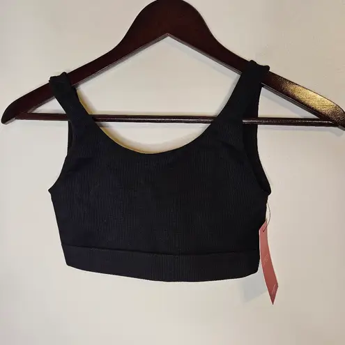 Capezio Black Seamless Ribbed Bra Top Medium/Large Dance Activewear NWT Neutral