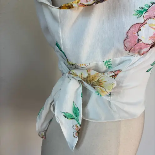 GB  White Floral V-Neck Short Sleeve Blouse