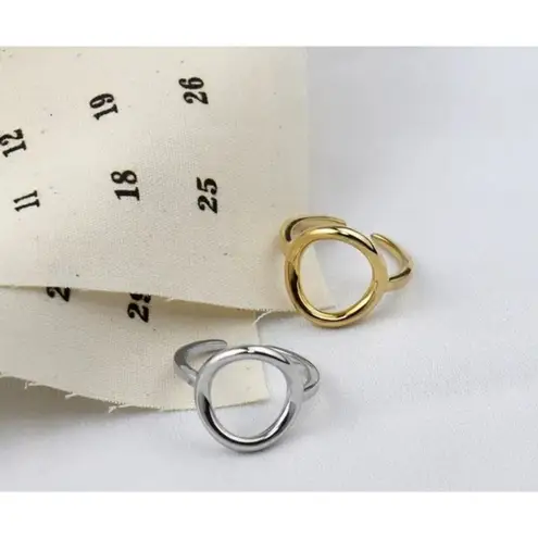 Boutique NEW Women's Solid Circle Ring Adjustable Gold Plated S925