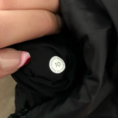 Lululemon  Black Polar Pace Run Vest Size 10 - Image 7
