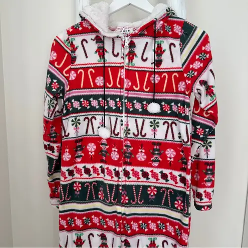 Poof New York Festive Red and Green Holiday Christmas Soft & Fuzzy Onesie Size S