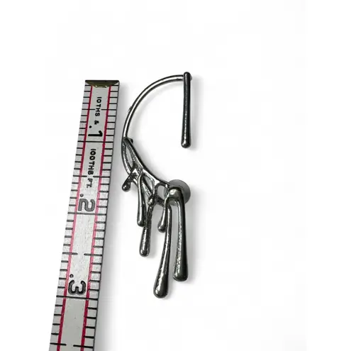 Drippy Clip Earrings Ear Cuff Hanging Clip Women Silvertone Liquid No Piercing Silver