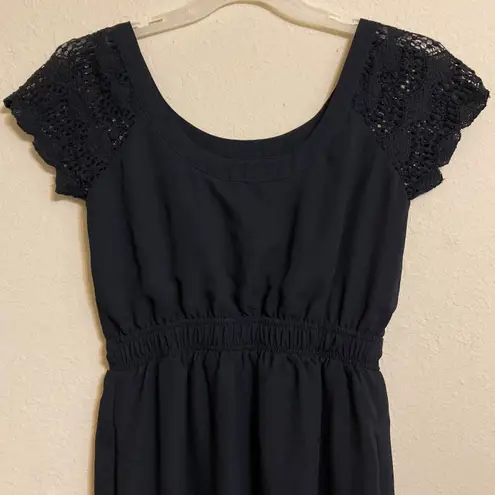 BCBGeneration Little Black Cocktail Dress Lace Sleeve Size XS