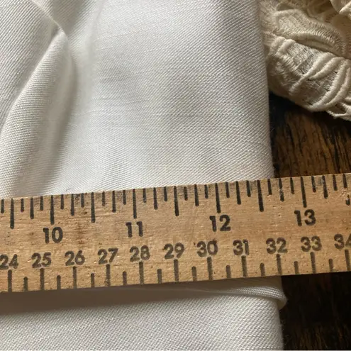 Vintage 1950’s Short Sleeved Ivory Linen Wedding Bridal Dress With Train