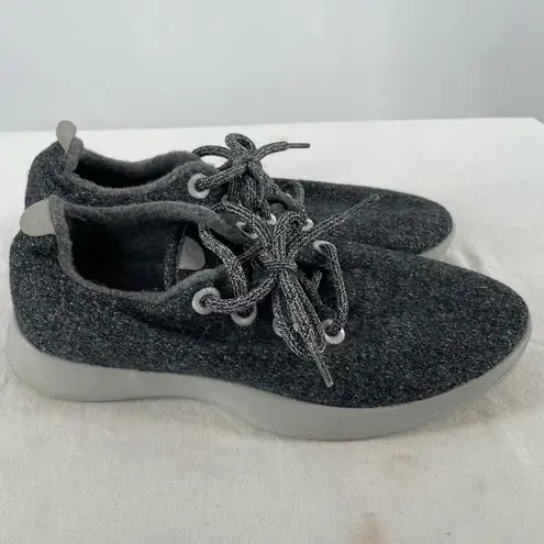Allbirds Woman’s Wool Runners in Natural Grey (Light Grey Sole) Size 8