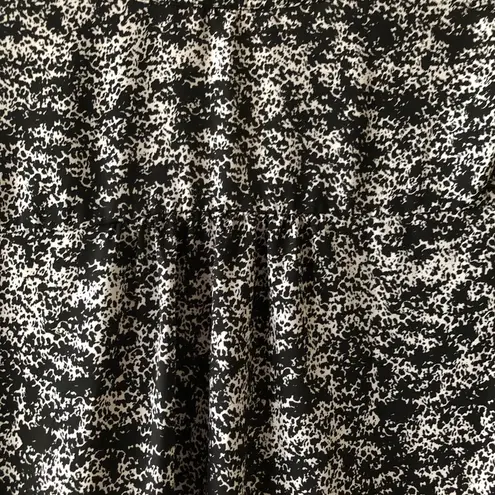 Decree Womens Tunic Blouse 3/4 Sleeves Black & White